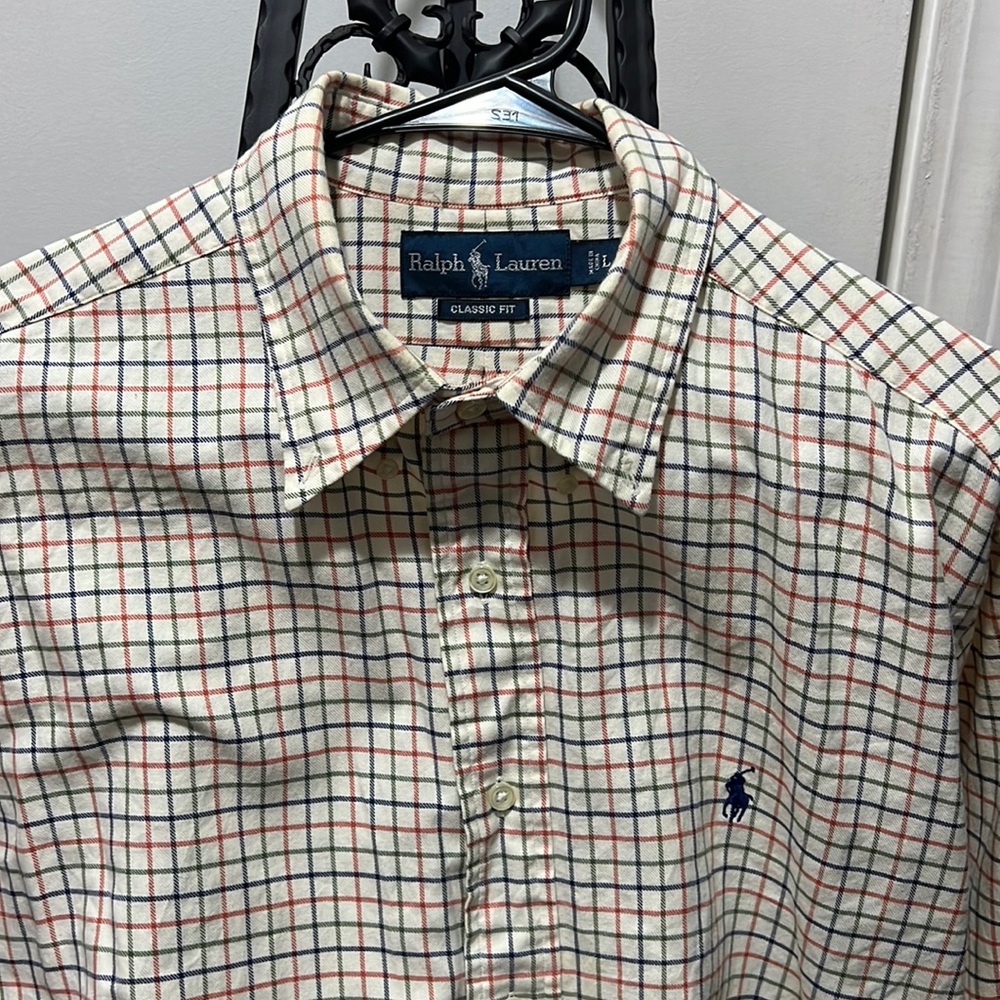 Polo classic fit Large shirt long sleeve.. Great condition